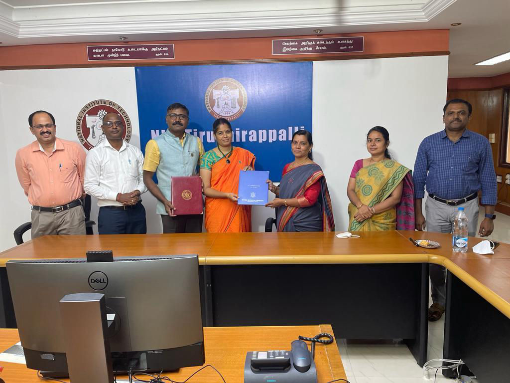 Signing of MoU with NIT-Trichy for Promotion of Trichy Cluster